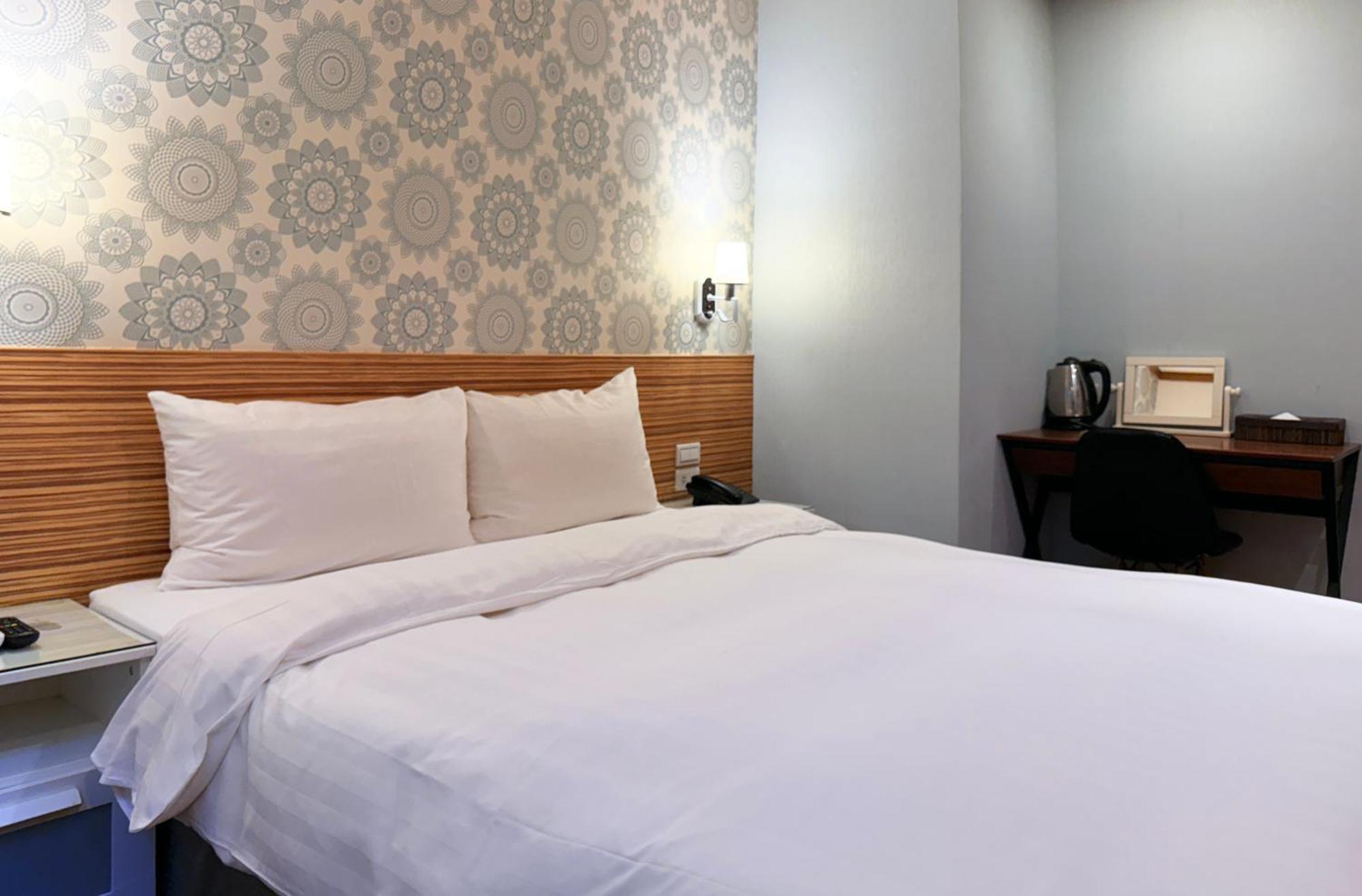 טאיפיי 泊居旅店 Oursinn Hotel מראה חיצוני תמונה