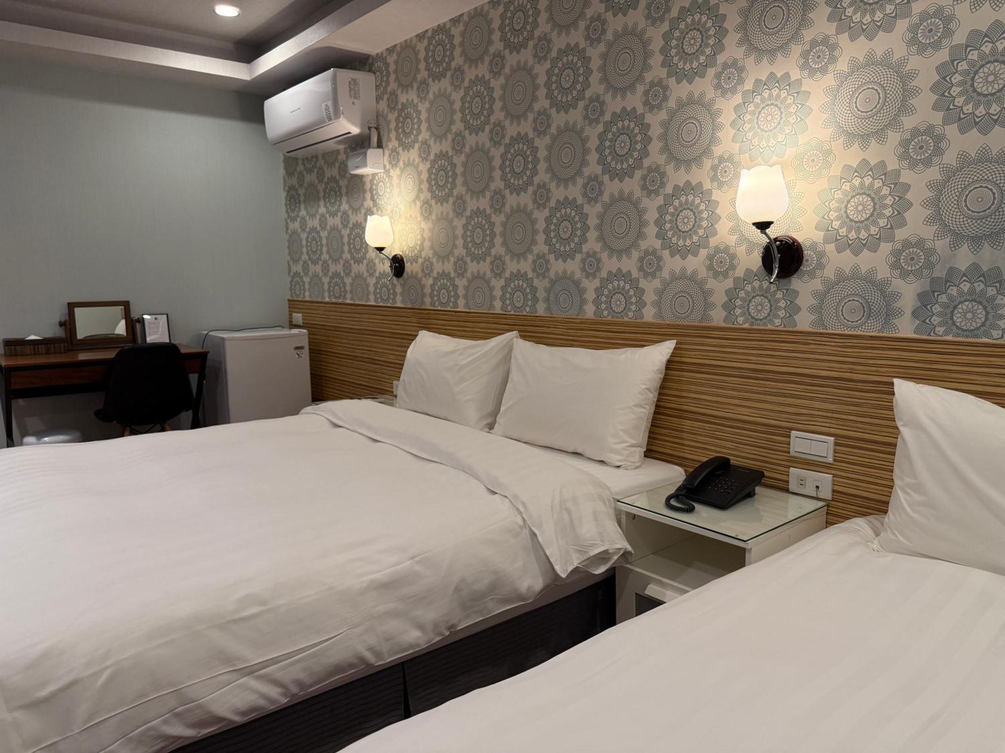 טאיפיי 泊居旅店 Oursinn Hotel מראה חיצוני תמונה