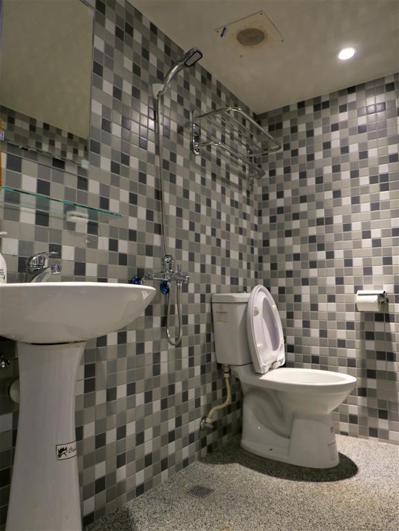 טאיפיי 泊居旅店 Oursinn Hotel חדר תמונה