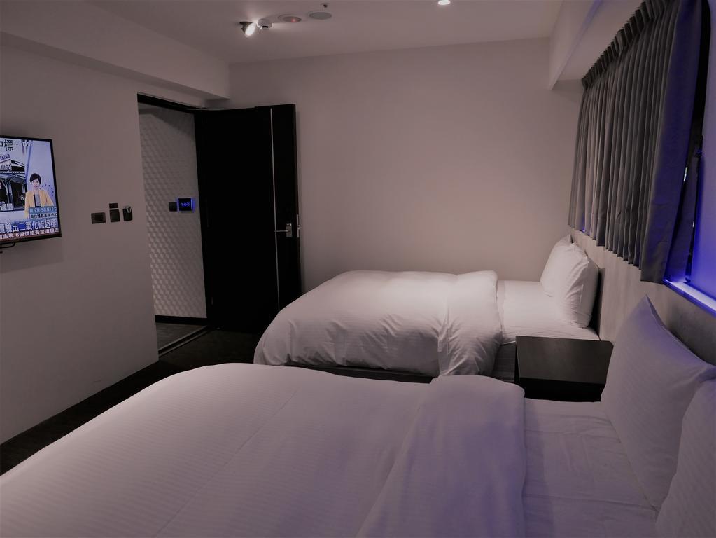 טאיפיי 泊居旅店 Oursinn Hotel מראה חיצוני תמונה