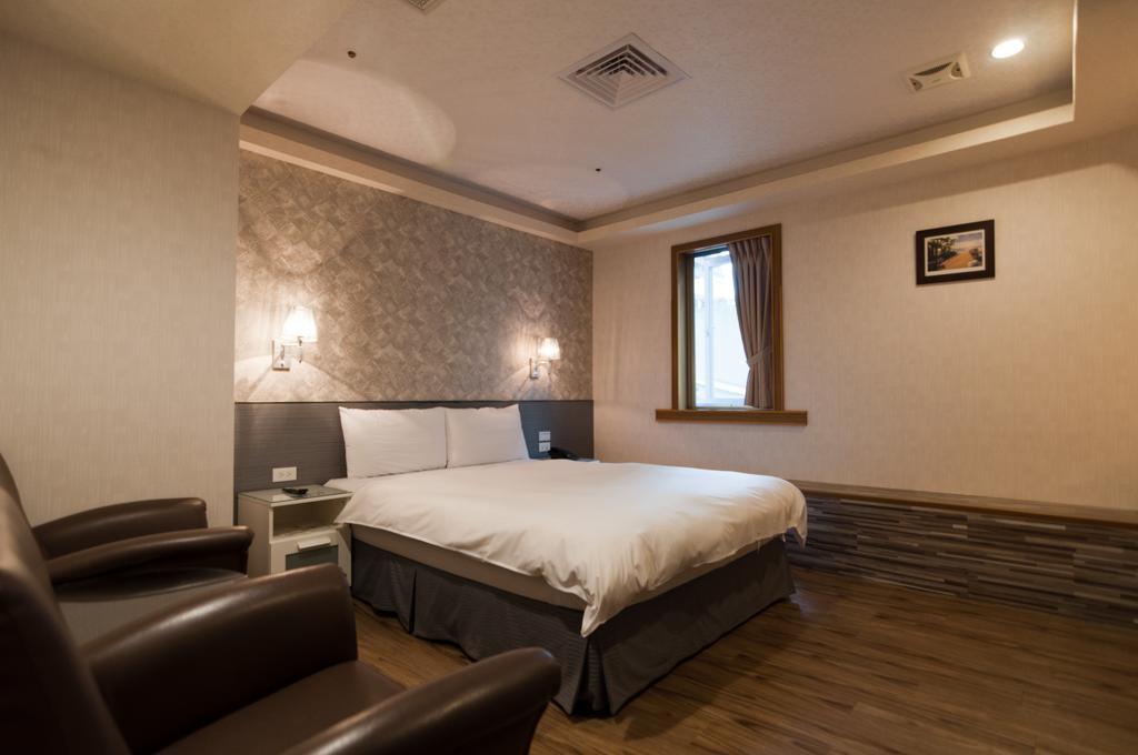טאיפיי 泊居旅店 Oursinn Hotel מראה חיצוני תמונה