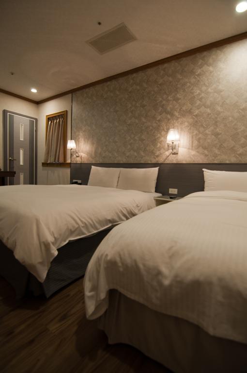 טאיפיי 泊居旅店 Oursinn Hotel מראה חיצוני תמונה