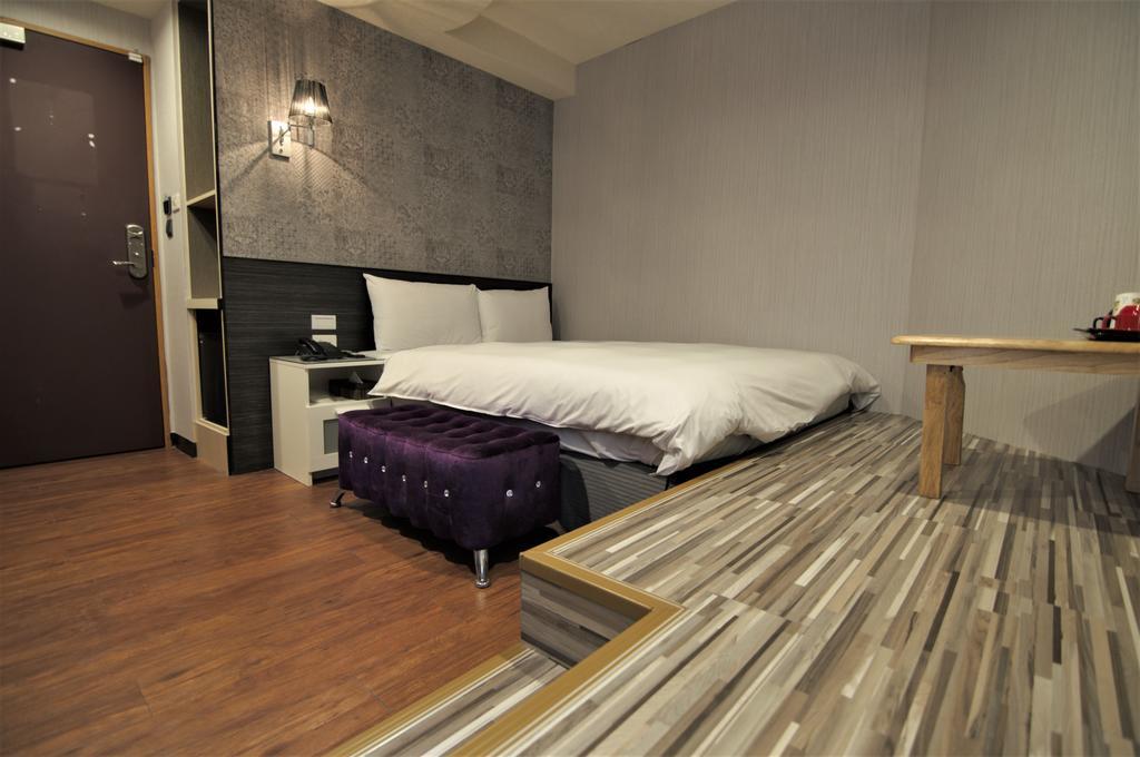טאיפיי 泊居旅店 Oursinn Hotel מראה חיצוני תמונה