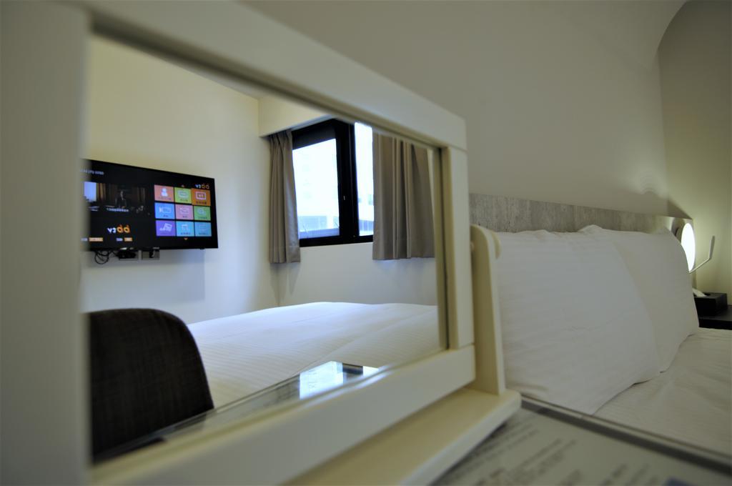 טאיפיי 泊居旅店 Oursinn Hotel מראה חיצוני תמונה