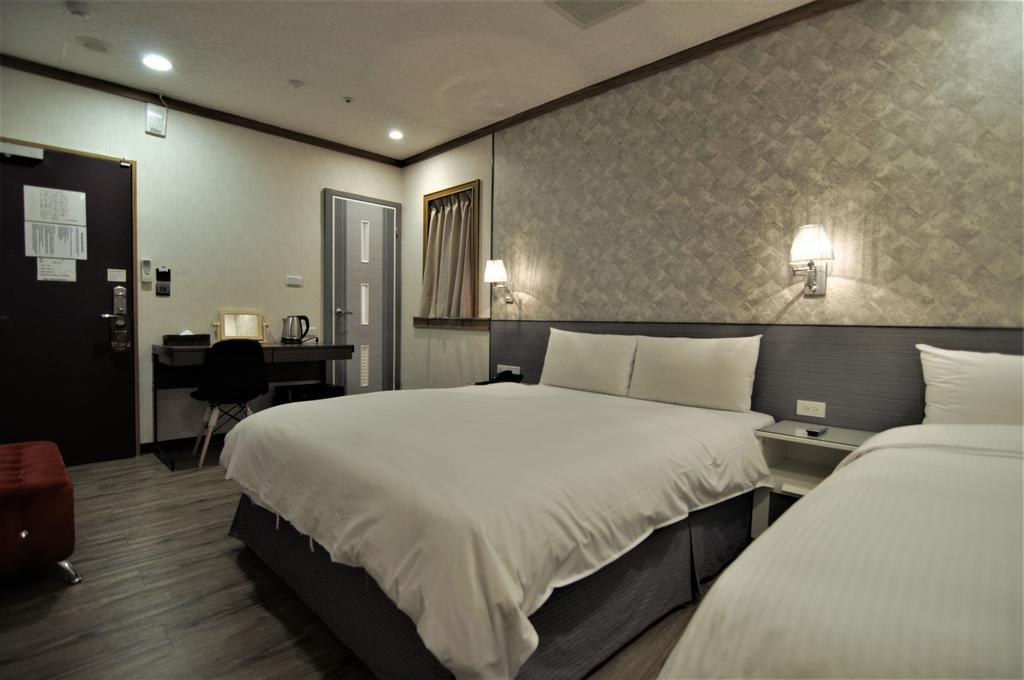 טאיפיי 泊居旅店 Oursinn Hotel מראה חיצוני תמונה