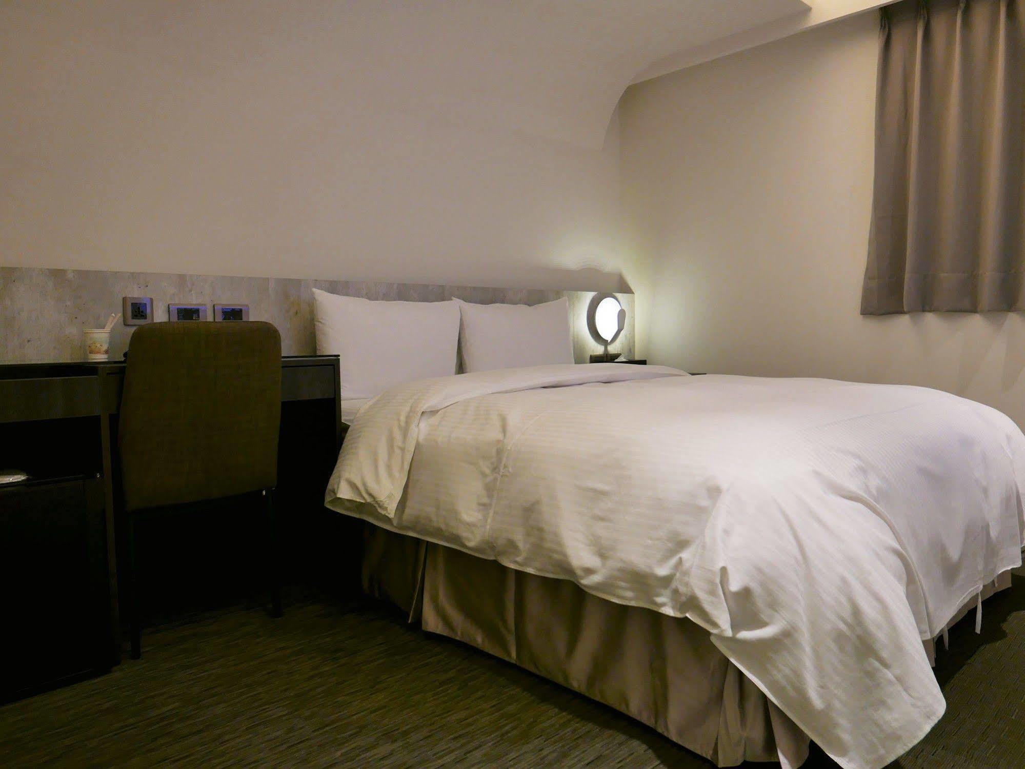 טאיפיי 泊居旅店 Oursinn Hotel מראה חיצוני תמונה